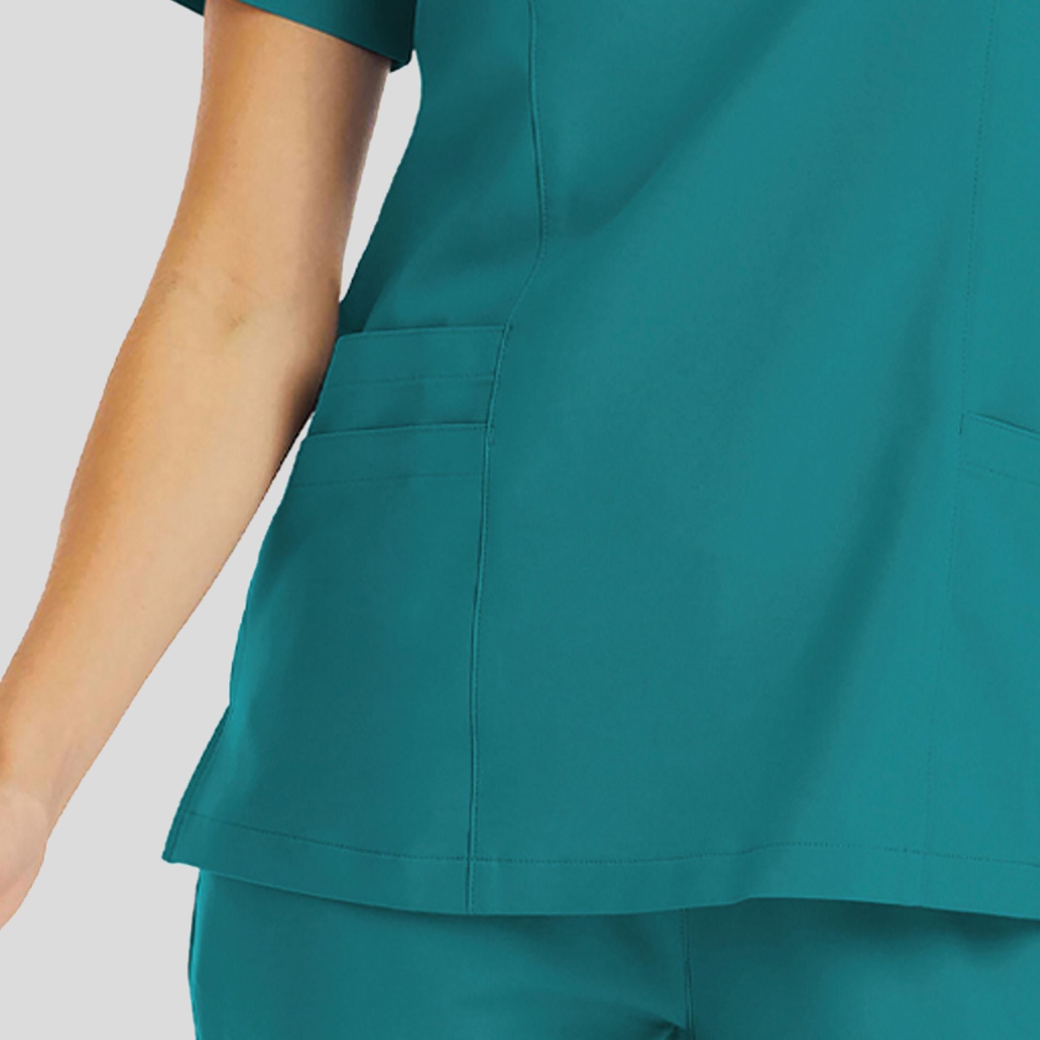 Maevn_Momentum_5002_teal_detail